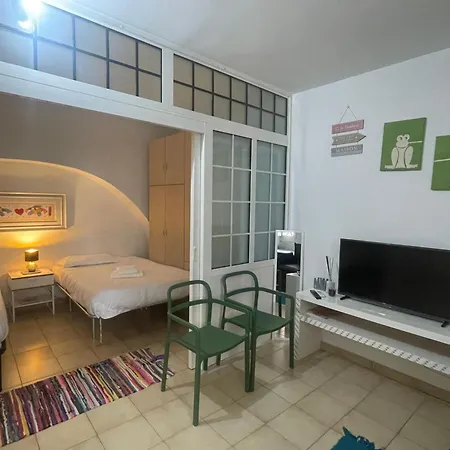 Apartmán Guesthost - Stazione & Universita Lovely